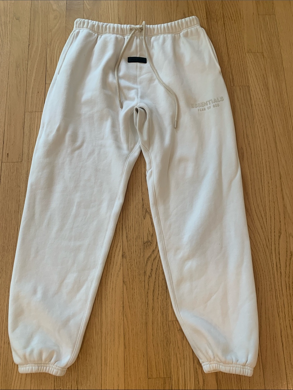 Fear Of God Essentials Signature Classic Jogger Sweatpant Oatmeal Heather Medium